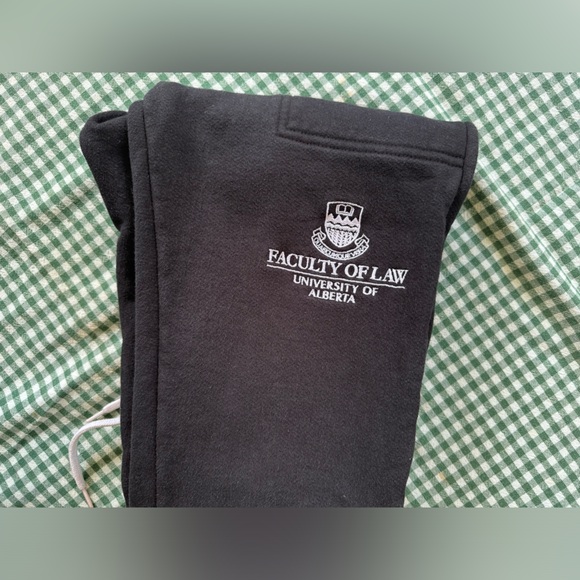 Faculty of Law University of Alberta Sweatpants - Picture 2 of 11